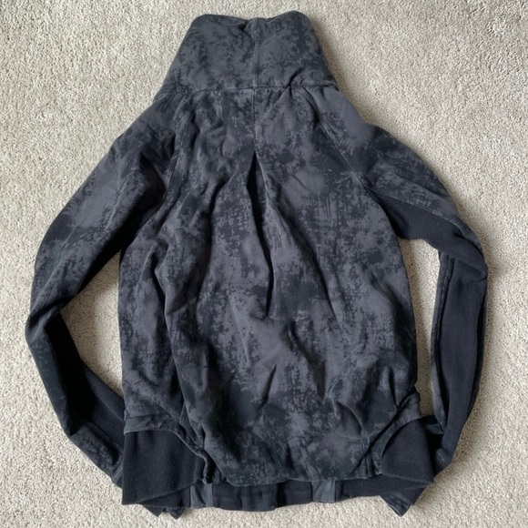 Lululemon to class Jacket Cardigan deep coal size 8 - Picture 3 of 5